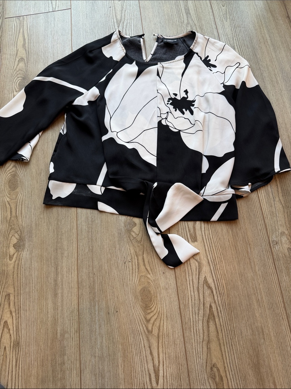 Liz Claiborne Black and White Floral Tie-Front Blouse